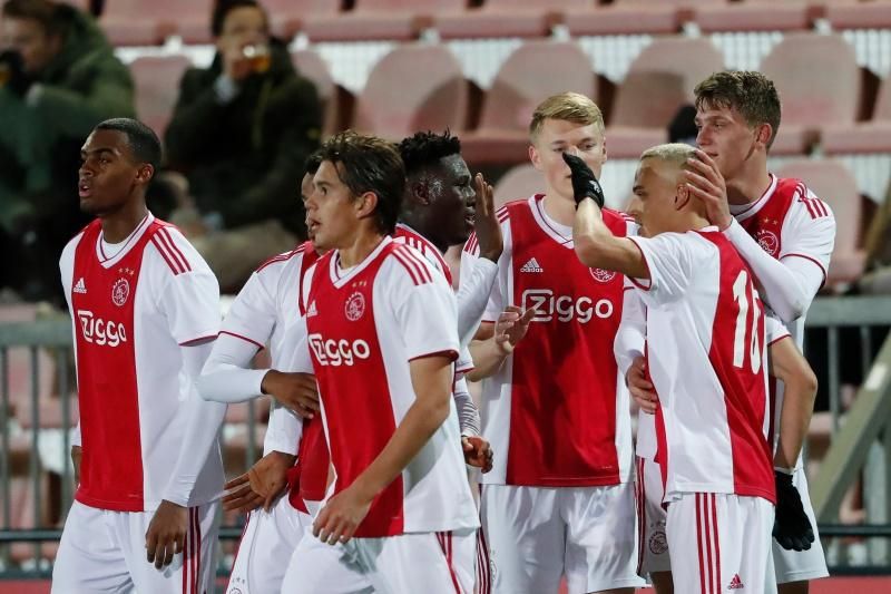 lol英雄攻略-关于荷甲赛前走向成谜;尼斯止住颓势;底气十足;纪律约束更严格的信息