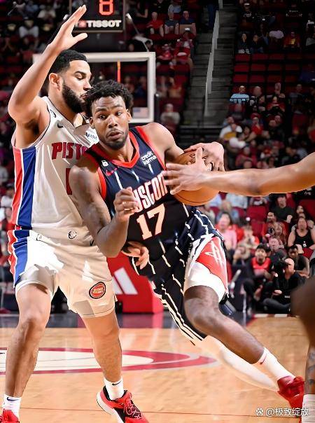 lol段位查询-包含赛前突围战来临,休斯敦火箭围绕CBA常规赛更衣室发声,态度坚定,训练强度明显提升的词条