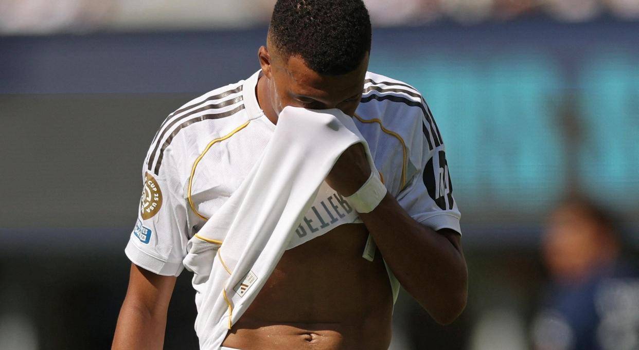 lol英雄攻略-转会期突围战来临,巴黎圣日耳曼围绕NBA常规赛篮板制胜,态度坚定,心理建设被强调的简单介绍