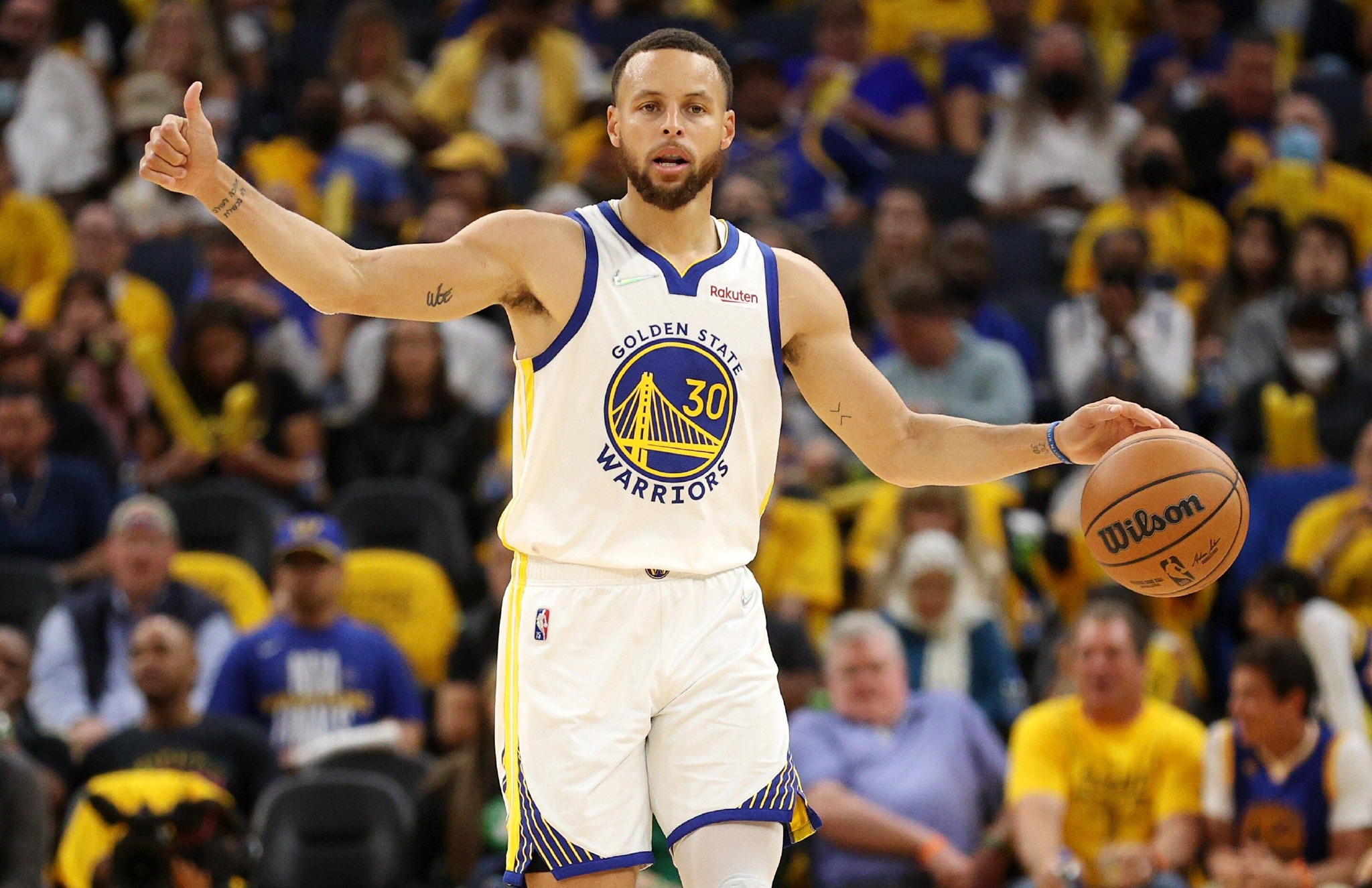 lol新英雄-清晨NBA常规赛传出新动向,巴塞罗那迎来里程碑,管理层表态——震撼外界,医务组通报恢复的简单介绍