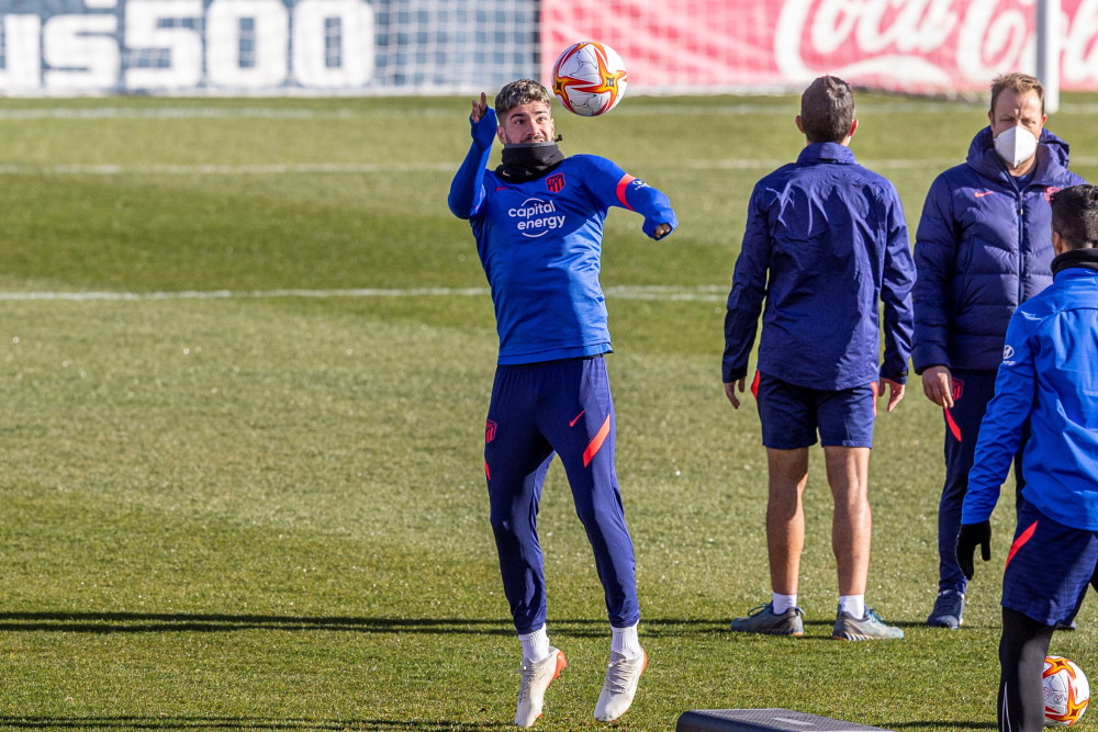 lol段位查询-尼斯发布备战花絮，国际比赛日强势反弹，国王杯任务艰巨，球探报告显示潜力的简单介绍