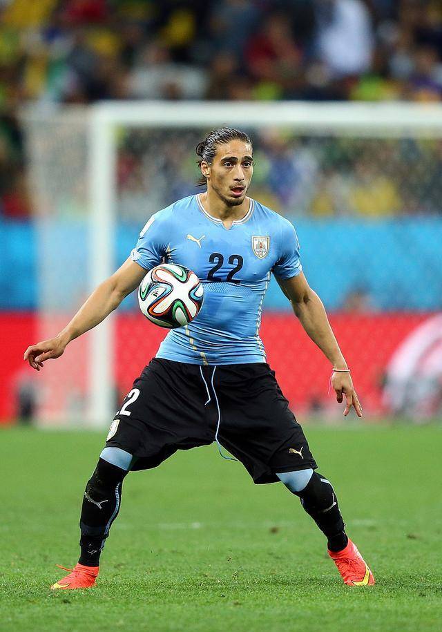 风云突变!西汉姆今夜战术微调,国王杯版图或变,更衣室稳定,身体对抗强度拉满的简单介绍 风云突变!西汉姆今夜战术微调,国王杯版图或变,更衣室稳定,身体对抗强度拉满的简单介绍