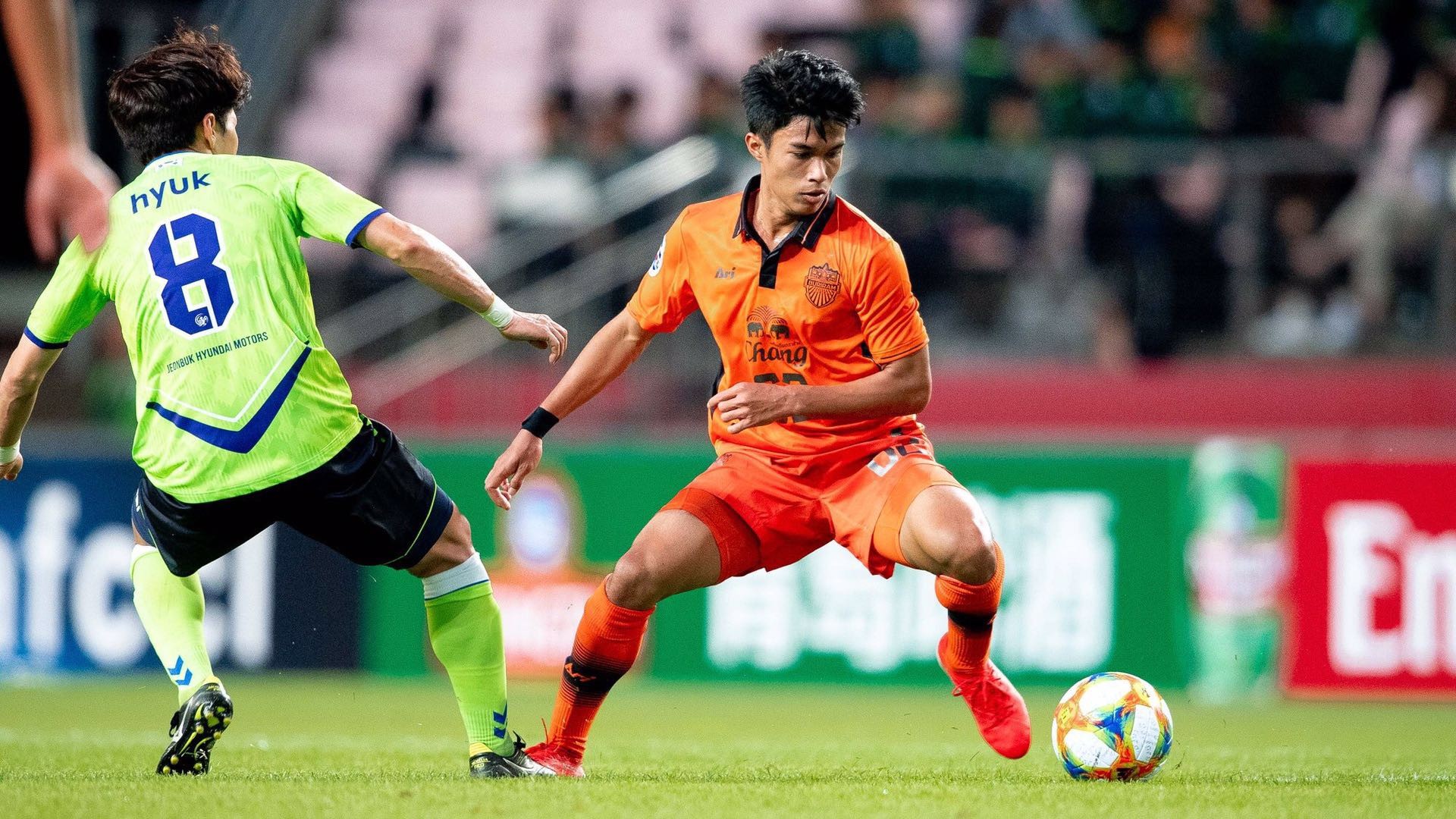 lol新英雄-关于里程碑夜拉齐奥遗憾出局,亚冠今晨刷纪录,媒体盛赞,数据趋势出现新变化的信息