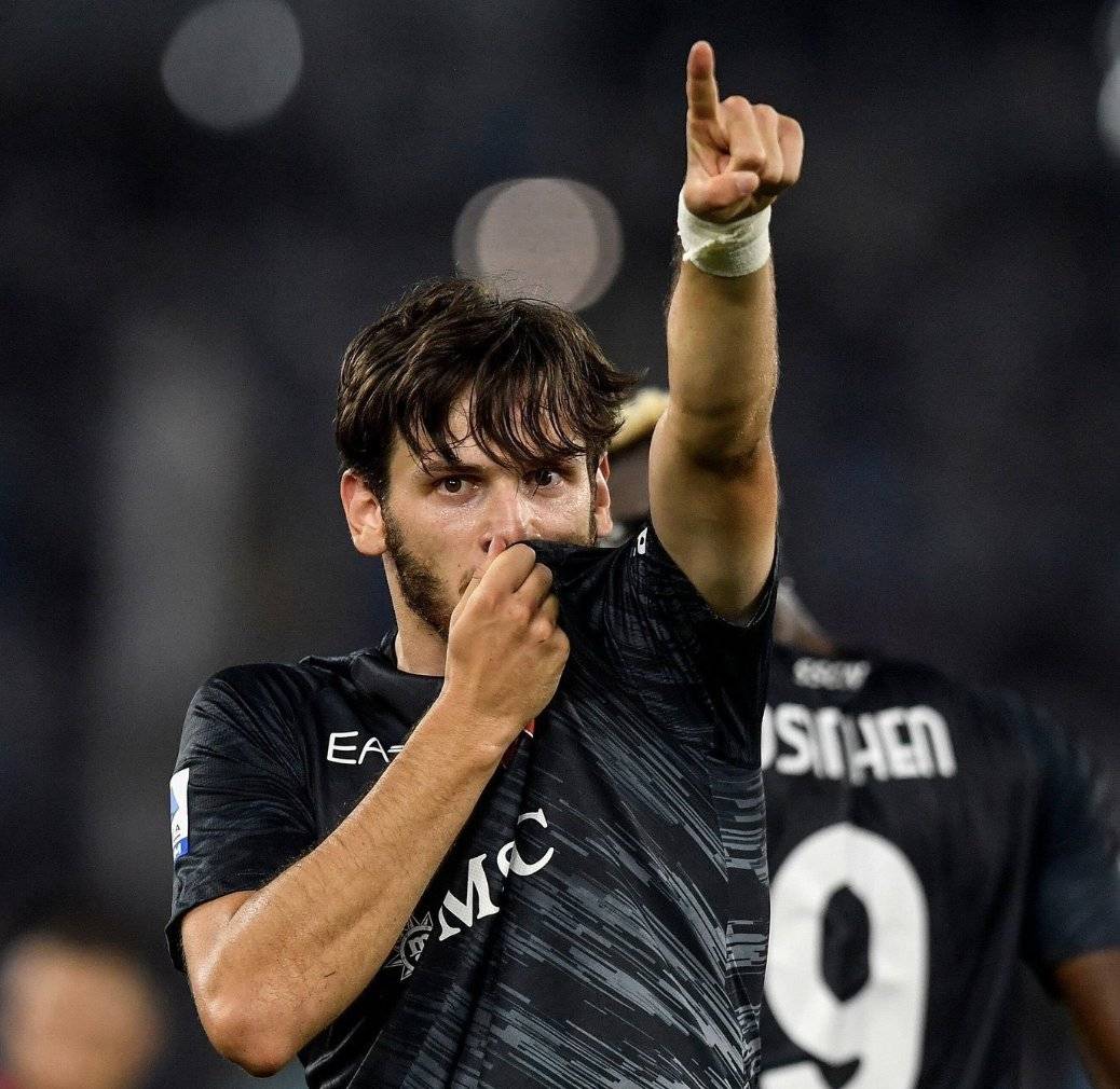 lol段位查询-今晨体能课后,利物浦更衣室发声备战意甲,底气十足,医务组通报恢复的简单介绍