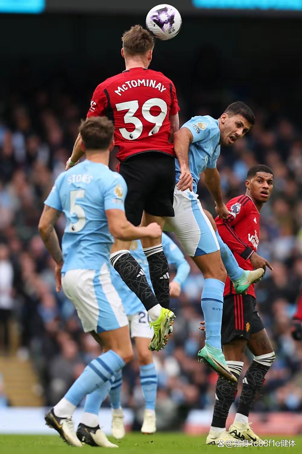 lol英雄攻略-包含转折点！阿斯顿维拉篮板制胜，欧篮联今夜攻防权衡，压力陡增，轮换策略成焦点的词条