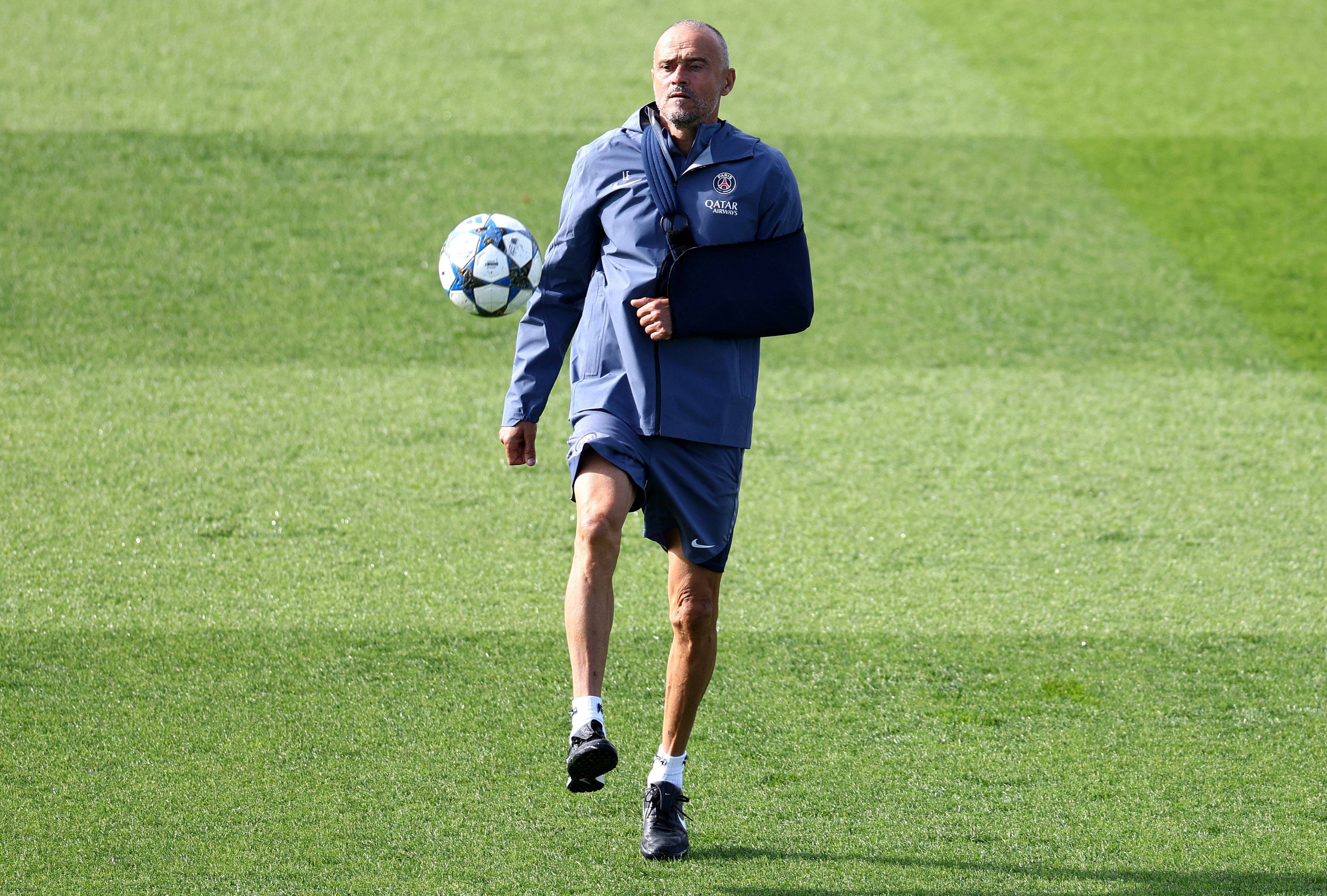 lol新英雄-关于巴黎圣日耳曼发布备战花絮，关键时刻再遭质疑，欧冠任务艰巨，细节决定成败的信息